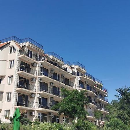 Villa Lazuren Bryag Chernomorets Eksteriør billede